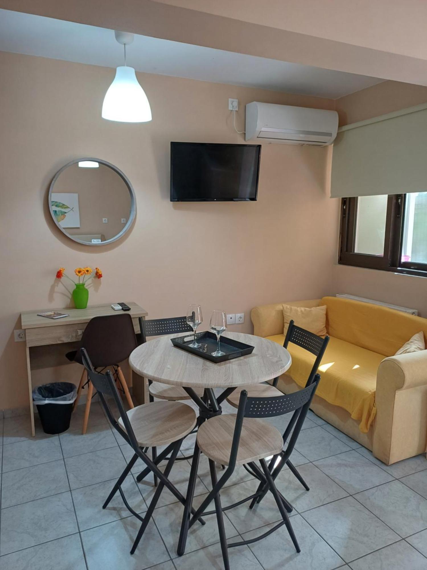 Nini's House 1 Apartment *